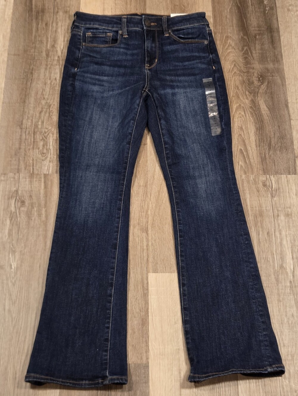 AE High-Waisted Skinny Kick Jeans Size 4 SHORT